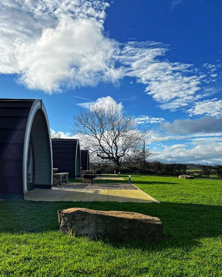 Causeway Country Pods Hotel Bushmills Exterior photo